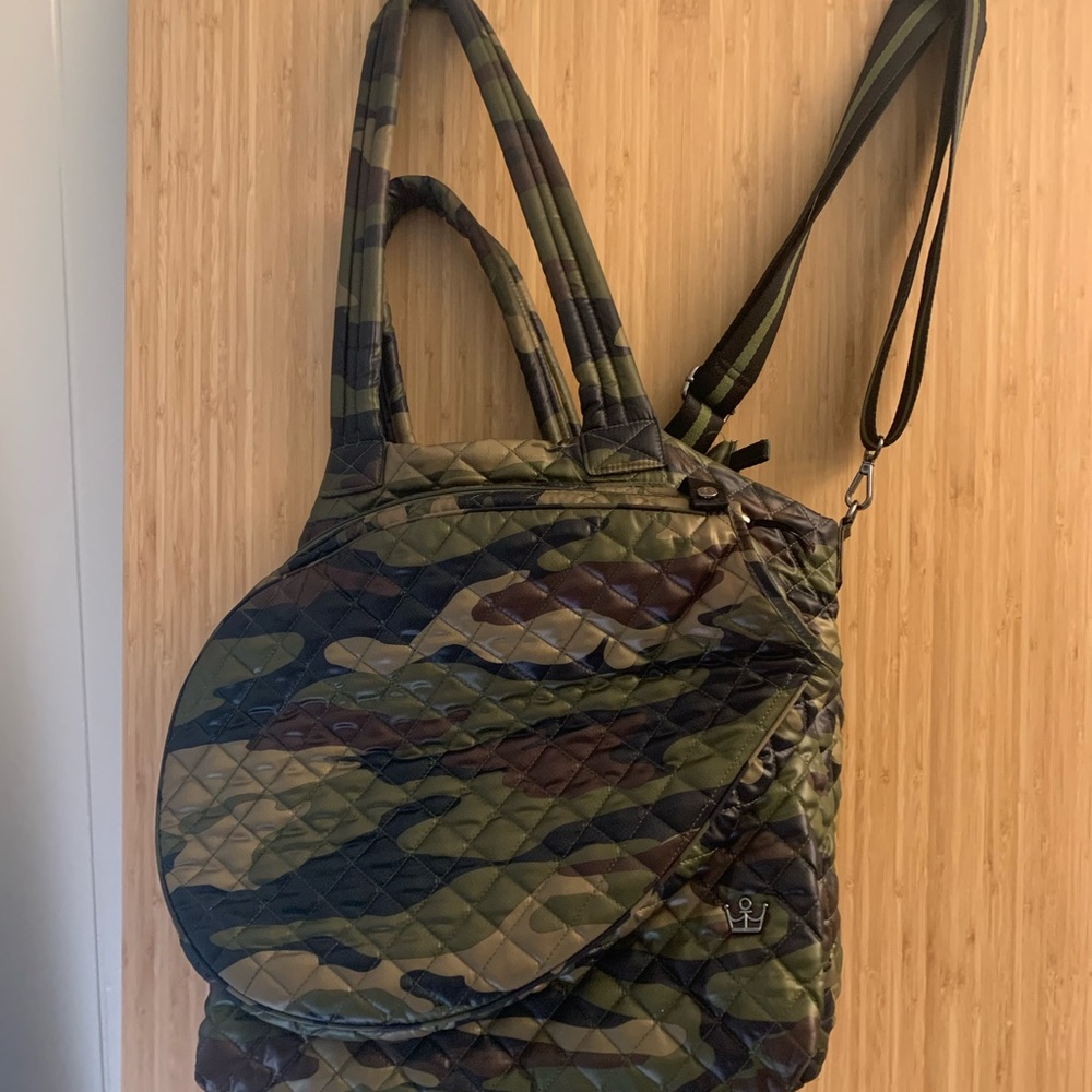 Oliver Thomas kitchen sink TENNIS bag
